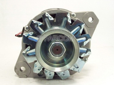 10R7561